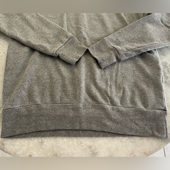 Ultras Sportswear Yogaholic Sweatshirt - Picture 6 of 11